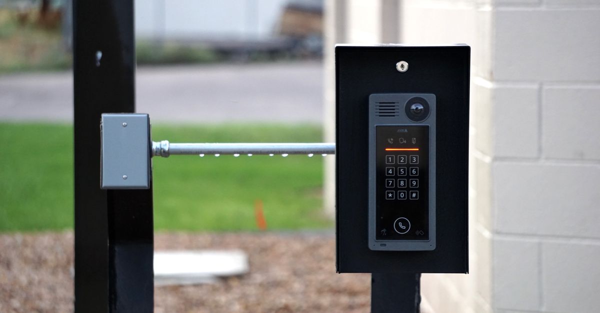 door security hardware — Springfield Locksmith Corp