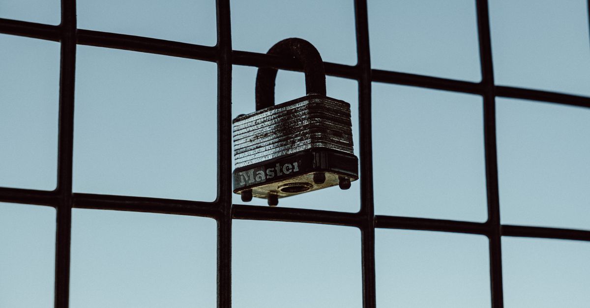 When You're Locked Out Roadside: What Happens After You Call — Springfield Locksmith Corp